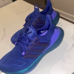 ULTRABOOST 22 SHOES